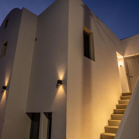 Nastram Suites Oia Exterior photo